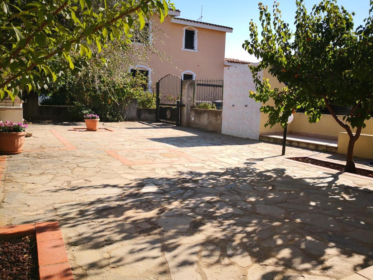 Casa Il Giardino Orosei Exterior foto
